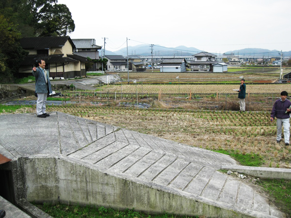 夕倉遺跡調査前（北東から）