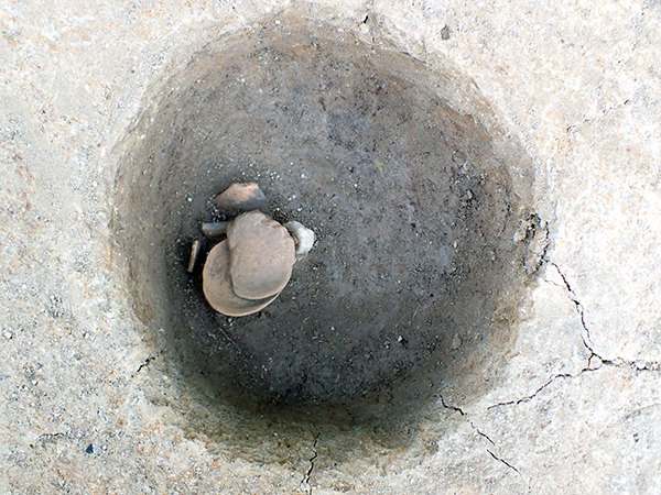 柱穴内の土器